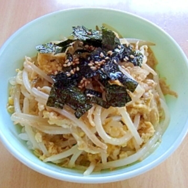 もやし卵丼